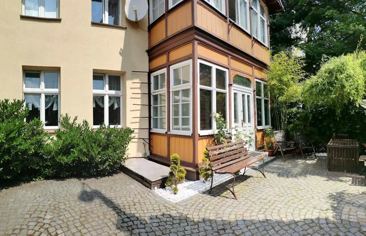 Apartament Z Ogrodkiem Daire Sopot 0*,  Polonya